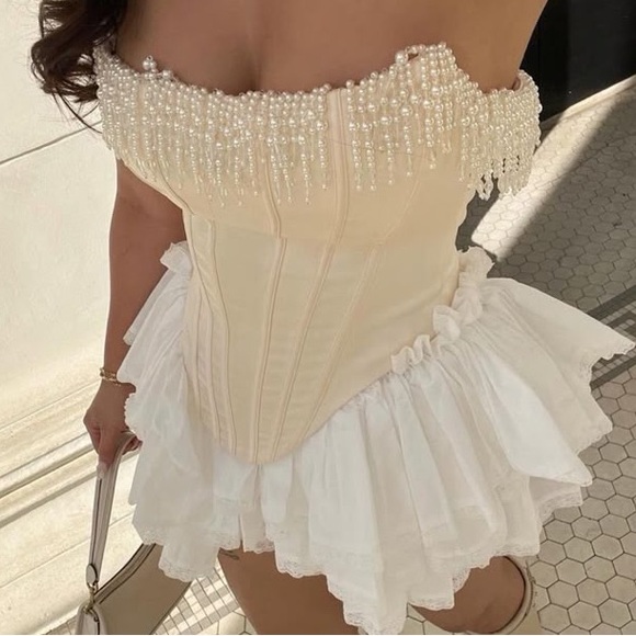 House of CB Tops - HOUSE OF CB 'Aubrie' Vintage Cream Embellished Satin Corset size Small NWOT